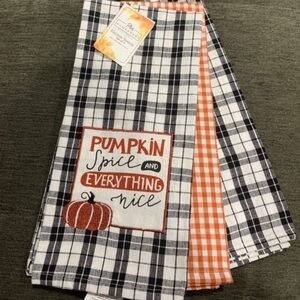 New Pumpkin Towels set